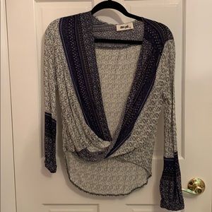 cute long sleeves shirt